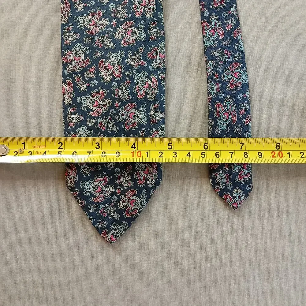 Vintage Gant Blue Paisley Silk Mens Necktie classic 70s 80s red cream retro